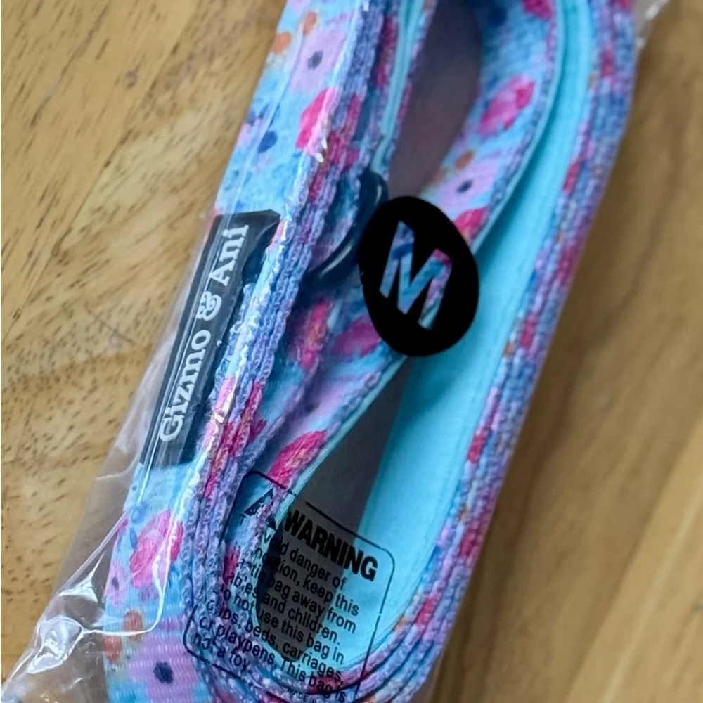 Medium Floral Pattern Dog Leash - Blue & Pink